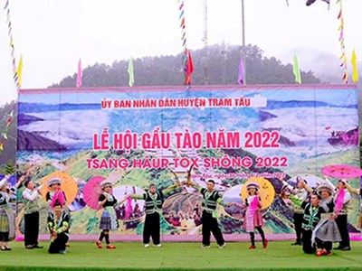 Lễ hội Gầu Tào là di sản văn hóa phi vật thể quốc gia của người Mông ở Yên Bái