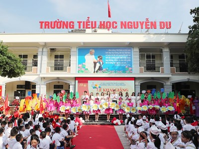 Ngắn gọn, lấy học sinh làm trung tâm