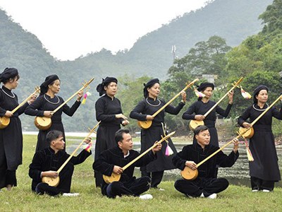 Tập huấn, bồi dưỡng chuyên môn, nghiệp vụ, truyền dạy văn hóa phi vật thể