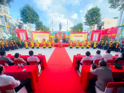 Dâng hương kỷ niệm 156 năm Anh hùng dân tộc Nguyễn Trung Trực hy sinh 