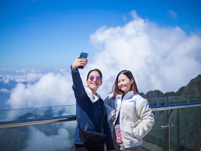 Vi vu miền Bắc mùa thu đông “không lo về giá” với hệ sinh thái du lịch giải trí của Sun Group