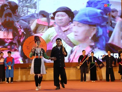 Sôi nổi không gian văn hóa đặc sắc các dân tộc ở Tủa Chùa