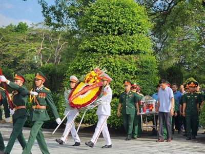 Truy điệu và an táng hài cốt liệt sĩ hy sinh trong kháng chiến chống Pháp