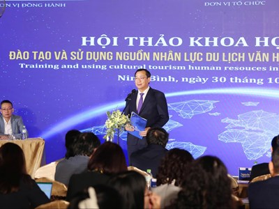 Nâng cao nguồn nhân lực du lịch văn hóa trong bối cảnh hội nhập quốc tế