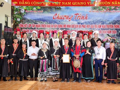 Ra mắt CLB dân ca, dân vũ dân tộc Dao Tiền ở Ngân Sơn