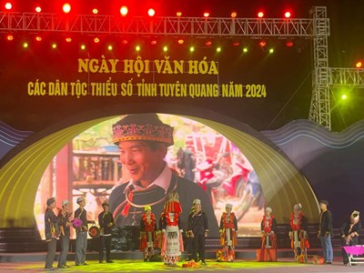 Tích cực bảo tồn, phát huy giá trị văn hóa truyền thống các dân tộc thiểu số 