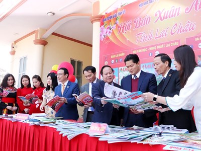 Lai Châu: Hội báo Xuân Ất Tỵ và Ngày thơ Việt Nam năm 2025