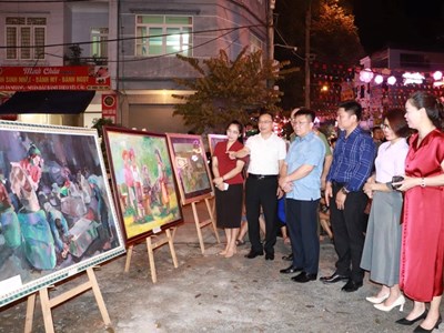 Triển lãm “50 năm nền văn học Việt Nam sau ngày đất nước thống nhất”