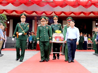 Truy điệu và an táng 6 hài cốt liệt sĩ tại Nghĩa trang Liệt sĩ quốc gia Vị Xuyên