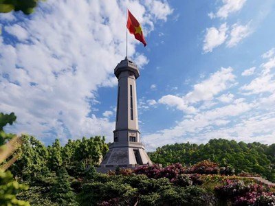 Lễ thượng cờ và gắn biển công trình Cột cờ A Pa Chải