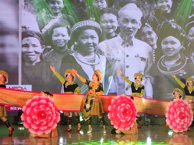 Liên hoan Nghệ thuật quần chúng, trình diễn trang phục các dân tộc Yên Bái 2025