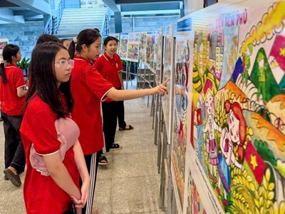 Triển lãm tranh thiếu niên, nhi đồng về Chiến thắng Điện Biên Phủ