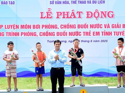 Tuyên Quang phát động toàn dân tập luyện môn bơi phòng, chống đuối nước