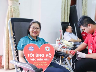 Lai Châu tôn vinh người hiến máu tiêu biểu và khởi động “Hành trình Đỏ” 2025