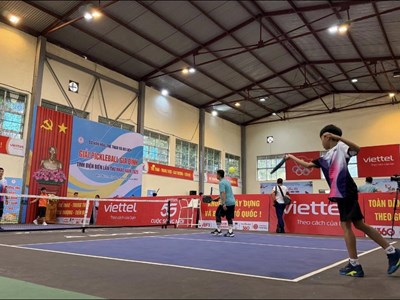 Gần 200  VĐV tham gia Giải pickleball gia đình Điện Biên năm 2025