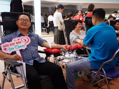 Điện Biên tôn vinh người hiến máu tiêu biểu và khởi động “Hành trình Đỏ” 2025