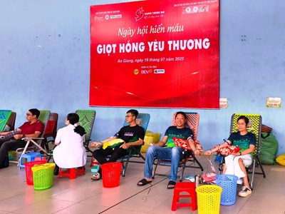 An Giang tổ chức Ngày hội hiến máu “Giọt hồng yêu thương” 