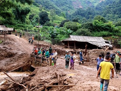 Sở VHTTDL Điện Biên ủng hộ 90 triệu đồng cho người dân thiệt hại do mưa lũ