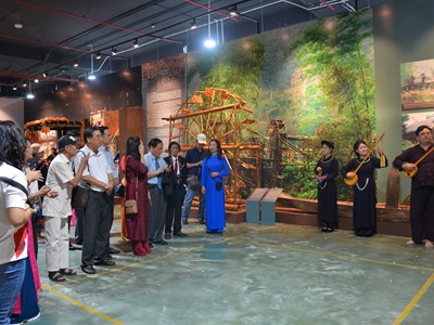 Ấn tượng sắc màu 54 dân tộc Việt Nam tại Triển lãm Thành tựu đất nước