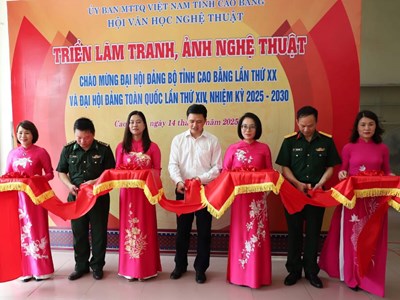 Triển lãm tranh, ảnh nghệ thuật chào mừng Đại hội Đảng bộ tỉnh Cao Bằng lần thứ XX