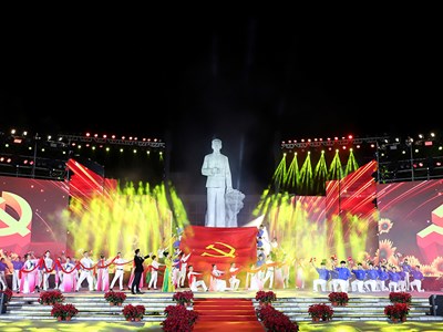 Đặc sắc chương trình nghệ thuật “Cao Bằng - rạng rỡ những mùa hoa” 