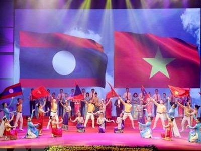  Tăng cường hiệu quả hợp tác về công tác dân tộc giữa Sơn La và Lào