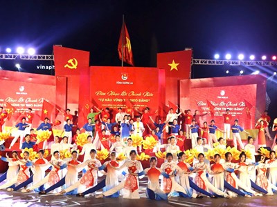 Tuổi trẻ Sơn La “Tự hào, vững tin theo Đảng“