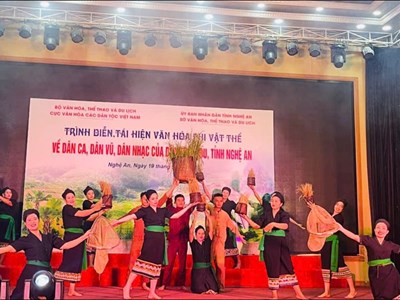 Người Ơ Đu ở Nghệ An gìn giữ văn hóa truyền thống