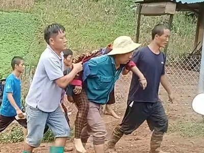 Hai vợ chồng bị sét đánh tử vong khi đang đi làm nương