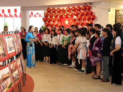 Triển lãm chuyên đề “Nơi Bác dừng chân trường Dục Thanh Phan Thiết”