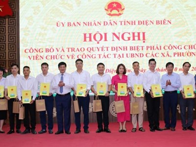 Điện Biên biệt phái gần 100 công chức, viên chức về công tác tại cơ sở