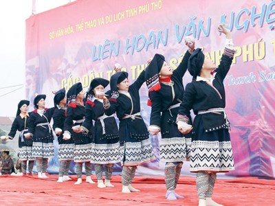 Văn học nghệ thuật góp phần quảng bá bản sắc văn hóa các dân tộc vùng Đất Tổ