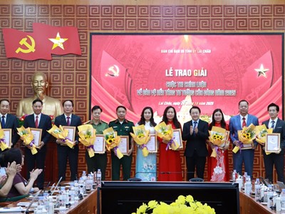 Trao giải Cuộc thi chính luận về bảo vệ nền tảng tư tưởng của Đảng năm 2025