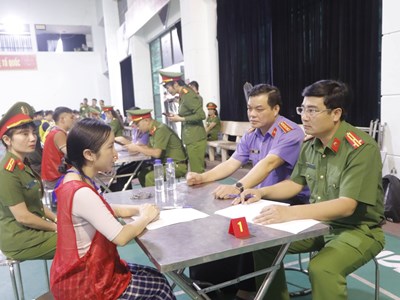 Điều tra, xác minh tổ chức tội phạm lừa đảo tại tỉnh Kampot, Vương quốc Campuchia