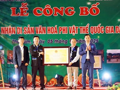 “Nghệ thuật Xoè” và Diễn xướng “Xa Nhà Ca” của người Hà Nhì là Di sản văn hóa phi vật thể quốc gia