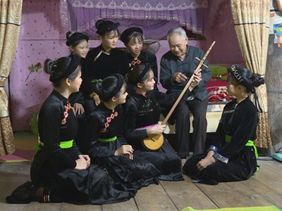 Tuyên Quang đẩy mạnh nhân rộng mô hình CLB Liên thế hệ tự giúp nhau 