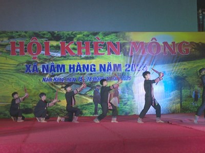 Đặc sắc lễ hội Khèn Mông nơi vùng cao Nậm Hàng