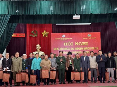 Gặp mặt, biểu dương già làng, trưởng bản, người có uy tín năm 2025