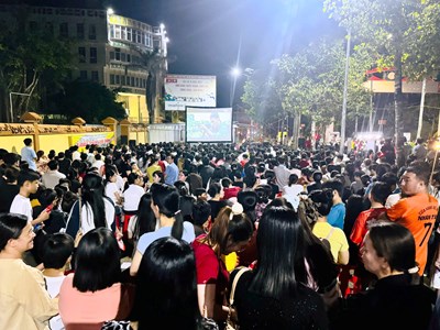 An Giang mang phim “Mưa đỏ” đến với người dân vùng Miệt Thứ