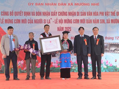 Đón nhận Di sản văn hóa phi vật thể quốc gia “Lễ mừng cơm mới của người Si La“