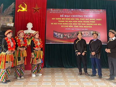 Khơi dậy các giá trị văn hóa truyền thống của người Dao đỏ ở Chợ Đồn 