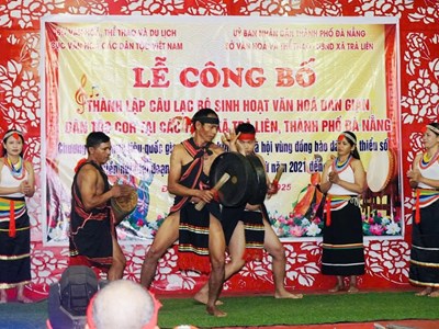 Xây dựng CLB Sinh hoạt văn hóa dân gian dân tộc Cor tại xã Trà Liên