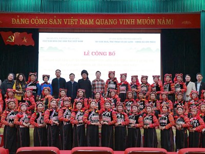 Ra mắt CLB Sinh hoạt văn hóa dân gian dân tộc Hà Nhì tại xã Sín Thầu