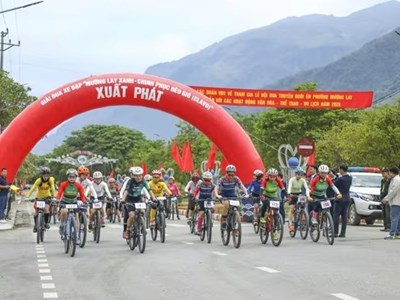 150 VĐV tham gia Giải đua xe đạp ”Mường Lay xanh – chinh phục đèo Gió”