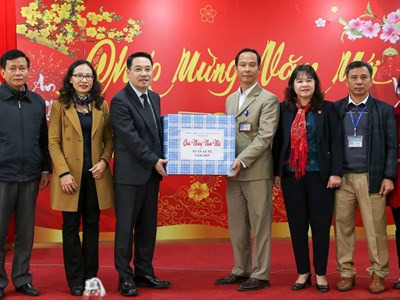 Lào Cai tặng hơn 38 nghìn suất quà cho người dân dịp Tết Bính Ngọ 2026