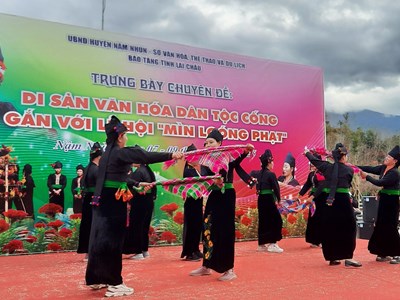  “Mìn loóng phạt“- Tết gắn kết của người Cống nơi biên cương Tổ quốc