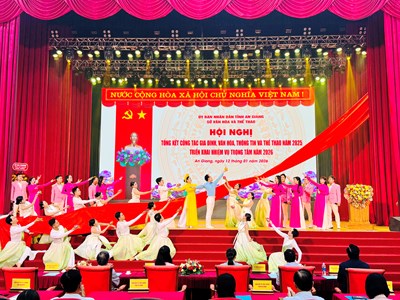  Xây dựng An Giang phát triển nhanh, bền vững, giàu bản sắc 