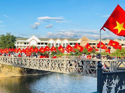 Điện Biên bắn pháo hoa tại 3 điểm đêm Giao thừa Tết Bính Ngọ