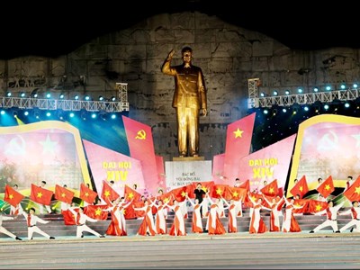  “Tự hào Đảng quang vinh” - bản hòa ca chào mừng thành công Đại XIV của Đảng