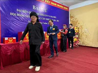 Tưng bừng “Ngày hội non sông” ở Sín Thầu nơi địa đầu Tổ quốc